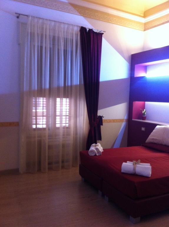 B&B The Queens ฟอจเจีย ภายนอก รูปภาพ